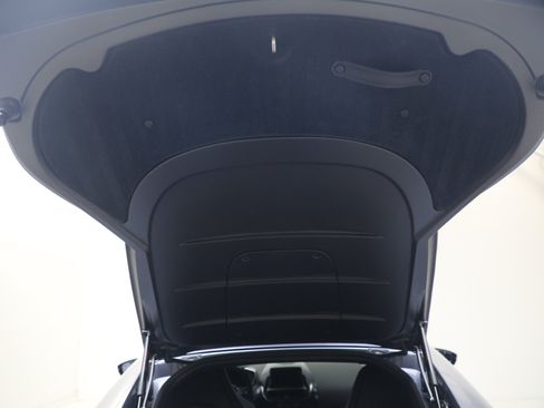 Used 2024 Aston Martin Valour RWD image 26