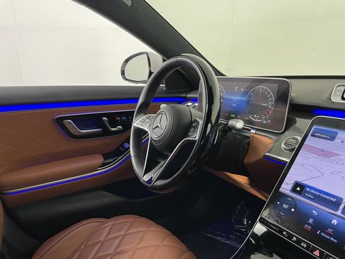 Certified 2023 Mercedes-Benz S 580e S 580e image 10