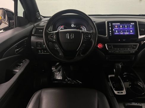 Used 2017 Honda Ridgeline Black Edition image 16