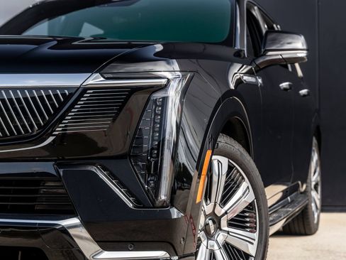 Used 2026 Cadillac Escalade IQ Luxury 1 AWD/4WD image 13