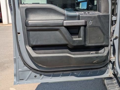 Used 2019 Ford F150 XLT w/ Equipment Group 302A Luxury AWD/4WD image 6