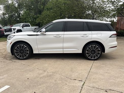 Used 2020 Lincoln Aviator Black Label w/ Dynamic Handling Package image 3