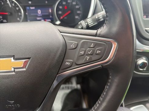 Used 2020 Chevrolet Equinox LT w/ Driver Convenience Package image 25