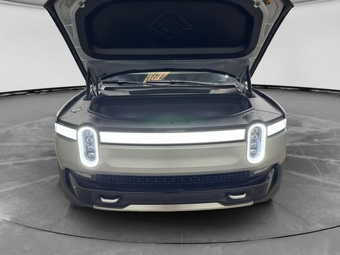Used 2024 Rivian R1T Adventure AWD/4WD image 30