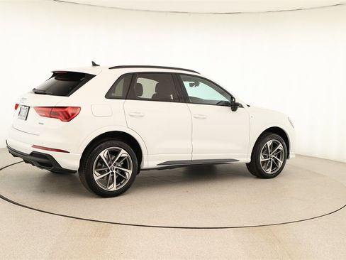 New 2025 Audi Q3 2.0T Premium image 7