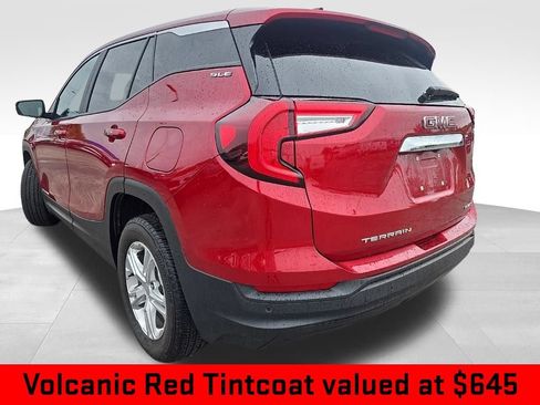Certified 2023 GMC Terrain SLE AWD/4WD image 3