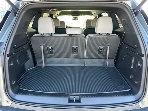 New 2026 GMC Acadia Elevation AWD/4WD image 15