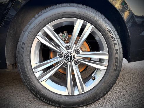 Used 2024 Volkswagen Jetta SE FWD image 16