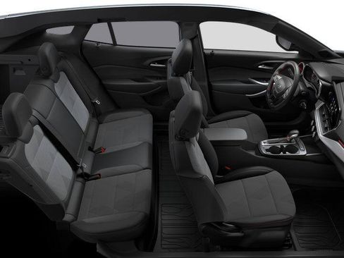 New 2026 Chevrolet Trax RS w/ Sunroof Package FWD image 32