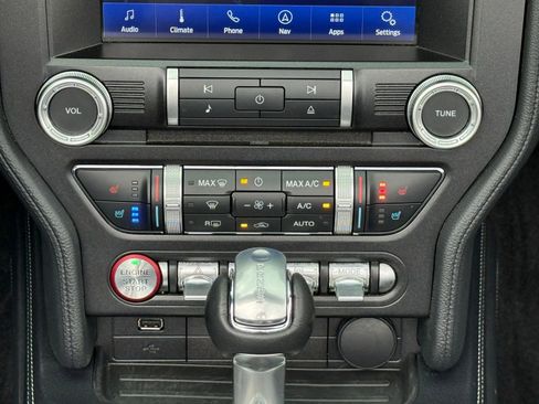 Used 2019 Ford Mustang GT Premium w/ Equipment Group 401A RWD image 20