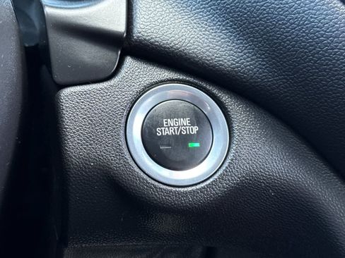 Used 2024 Chevrolet Equinox LT image 24