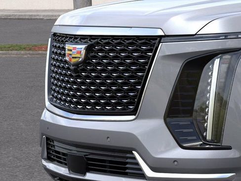 New 2026 Cadillac Escalade ESV Luxury w/ Touring Package AWD/4WD image 13