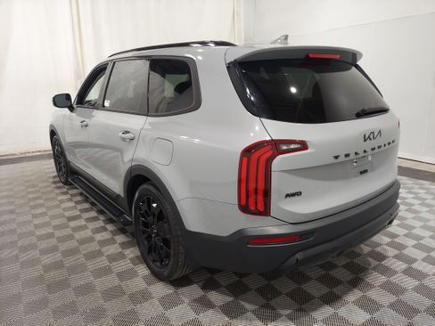 Used 2022 Kia Telluride SX AWD/4WD image 2
