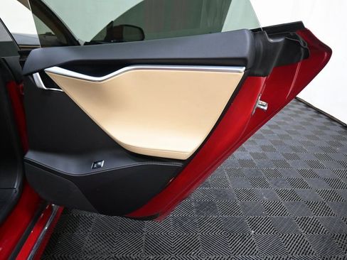 Used 2017 Tesla Model S 90D image 21