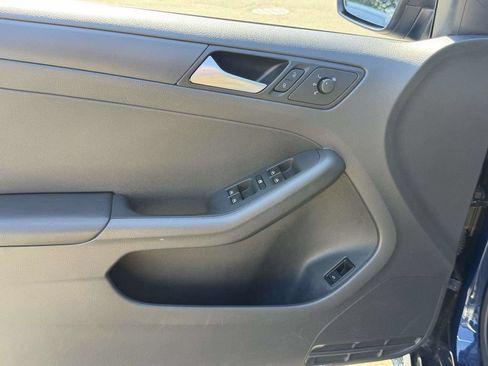 Used 2014 Volkswagen Jetta S FWD image 20