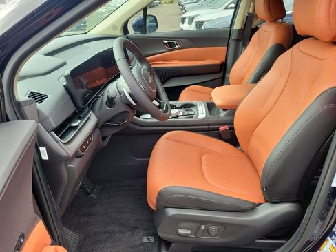 New 2026 Kia Carnival EX FWD image 22