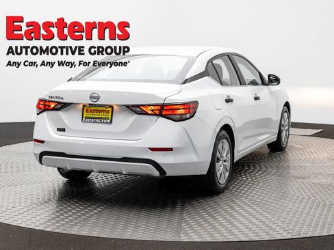 Used 2024 Nissan Sentra S FWD image 5