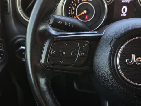 Used 2020 Jeep Wrangler Unlimited Sport S AWD/4WD image 23