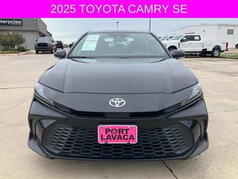 Used 2025 Toyota Camry SE FWD image 2