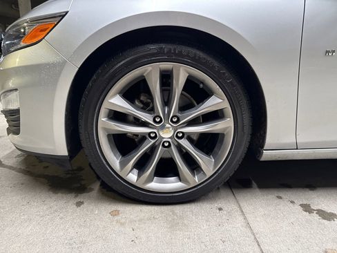 Used 2020 Chevrolet Malibu Premier image 29