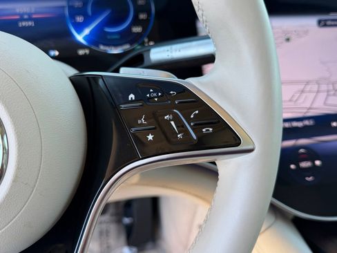 Certified 2023 Mercedes-Benz EQS 580 4MATIC Sedan image 25