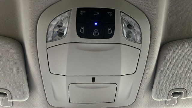 Used 2024 Chrysler Pacifica Touring-L FWD image 33