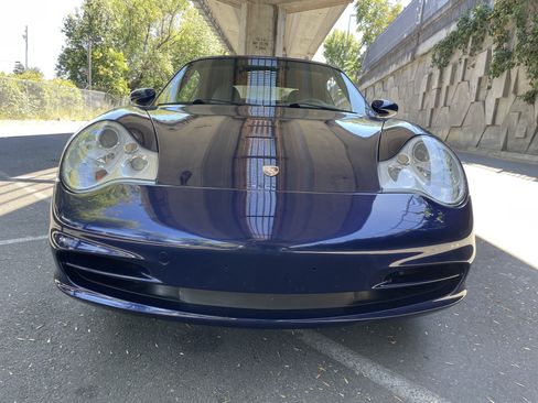 Used 2002 Porsche 911 Carrera RWD image 17