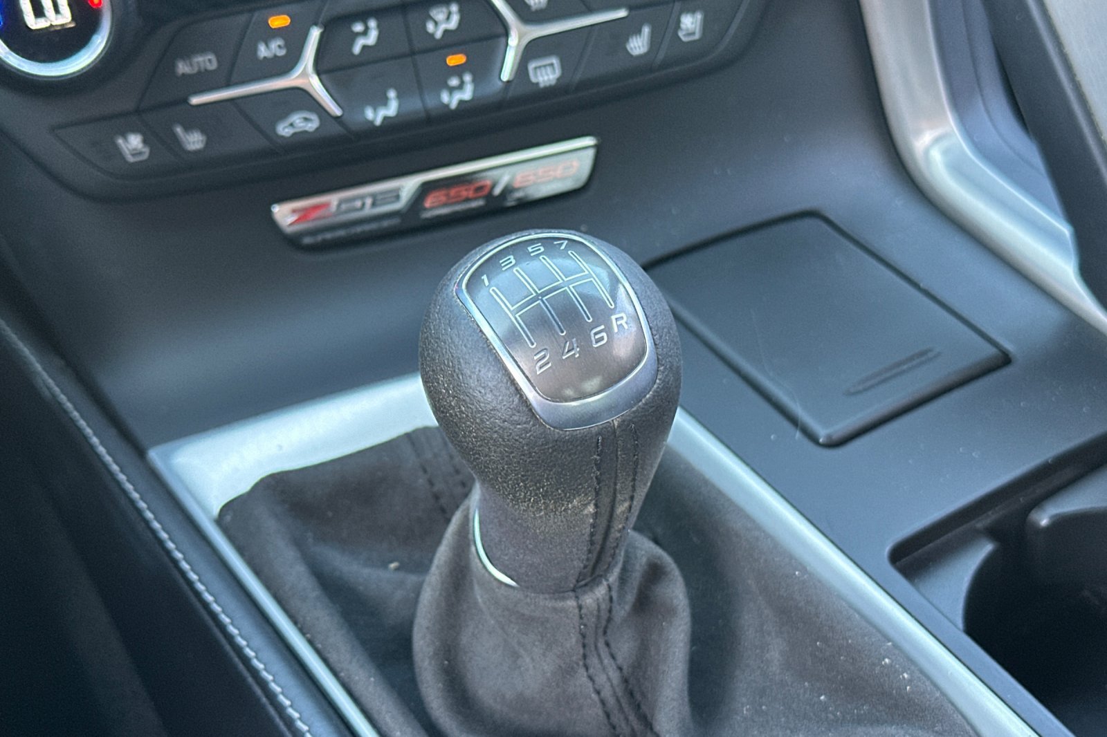 Used 2018 Chevrolet Corvette Z06 RWD image 32