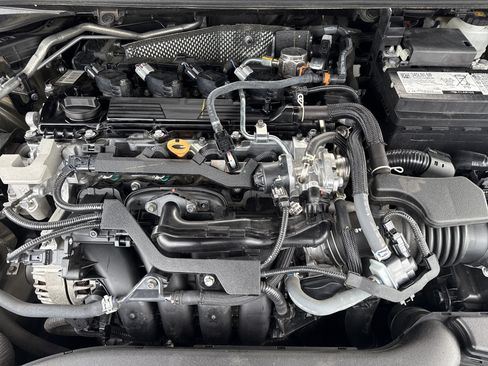 Used 2024 Toyota Corolla SE w/ SE Premium Package FWD image 33