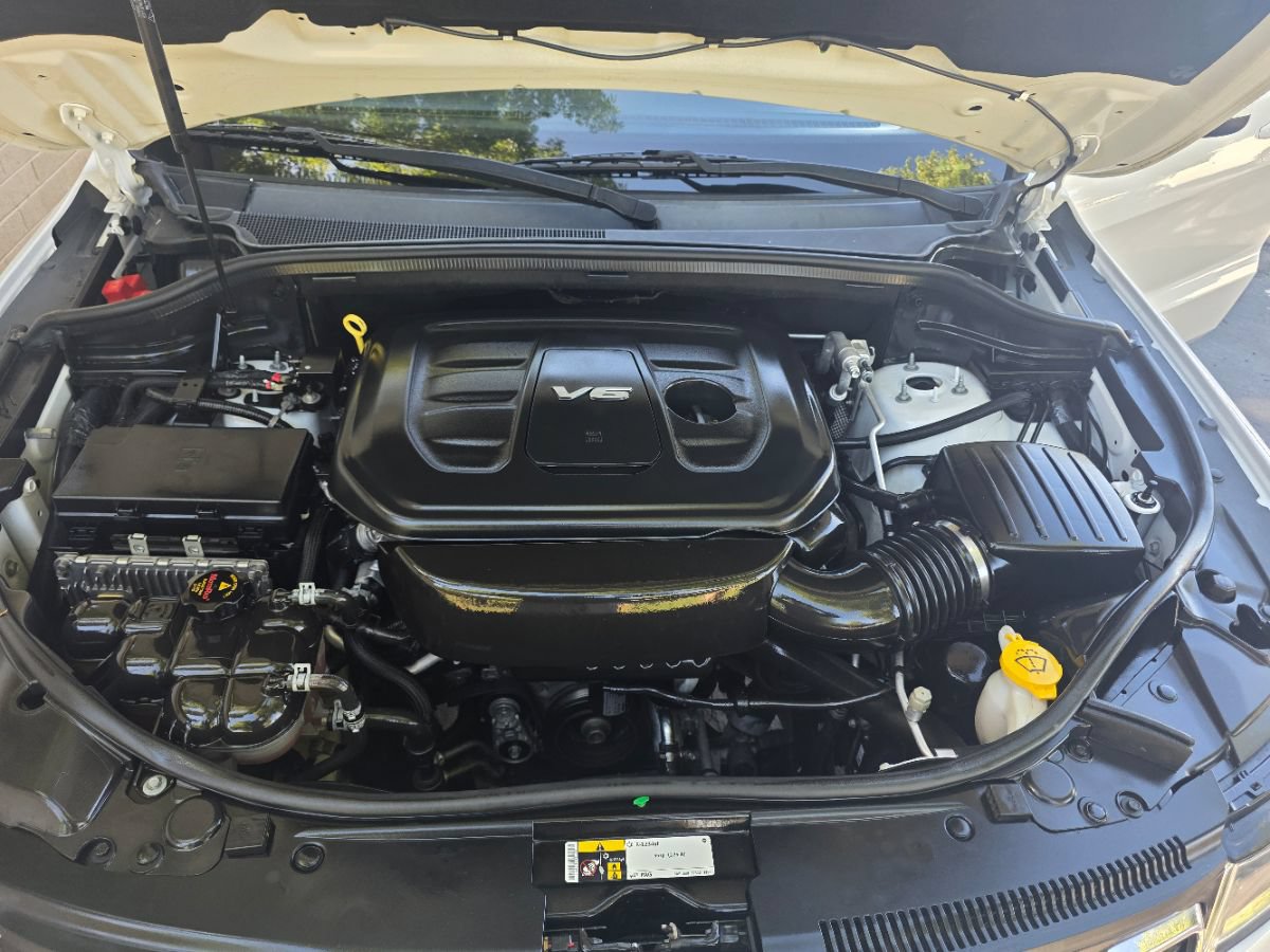 Used 2017 Jeep Grand Cherokee Laredo RWD image 15