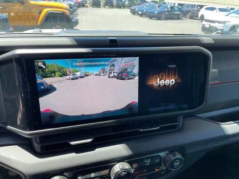 New 2026 Jeep Gladiator Rubicon AWD/4WD image 12