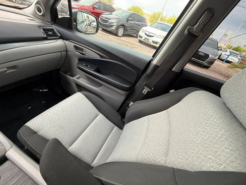 Used 2017 Honda Ridgeline RTS image 45