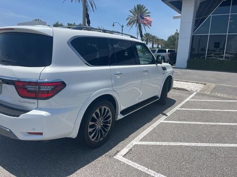 Used 2021 Nissan Armada Platinum AWD/4WD image 4