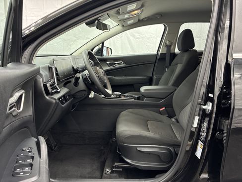 Certified 2024 Kia Sportage LX AWD/4WD image 12