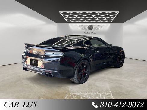 Used 2017 Chevrolet Camaro SS RWD image 5