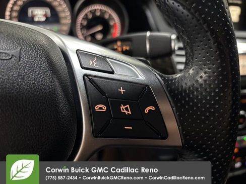 Used 2016 Mercedes-Benz E 400 4MATIC Sedan image 17