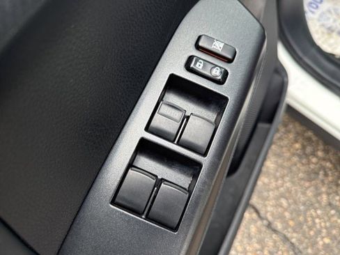 Used 2018 Toyota RAV4 XLE image 21