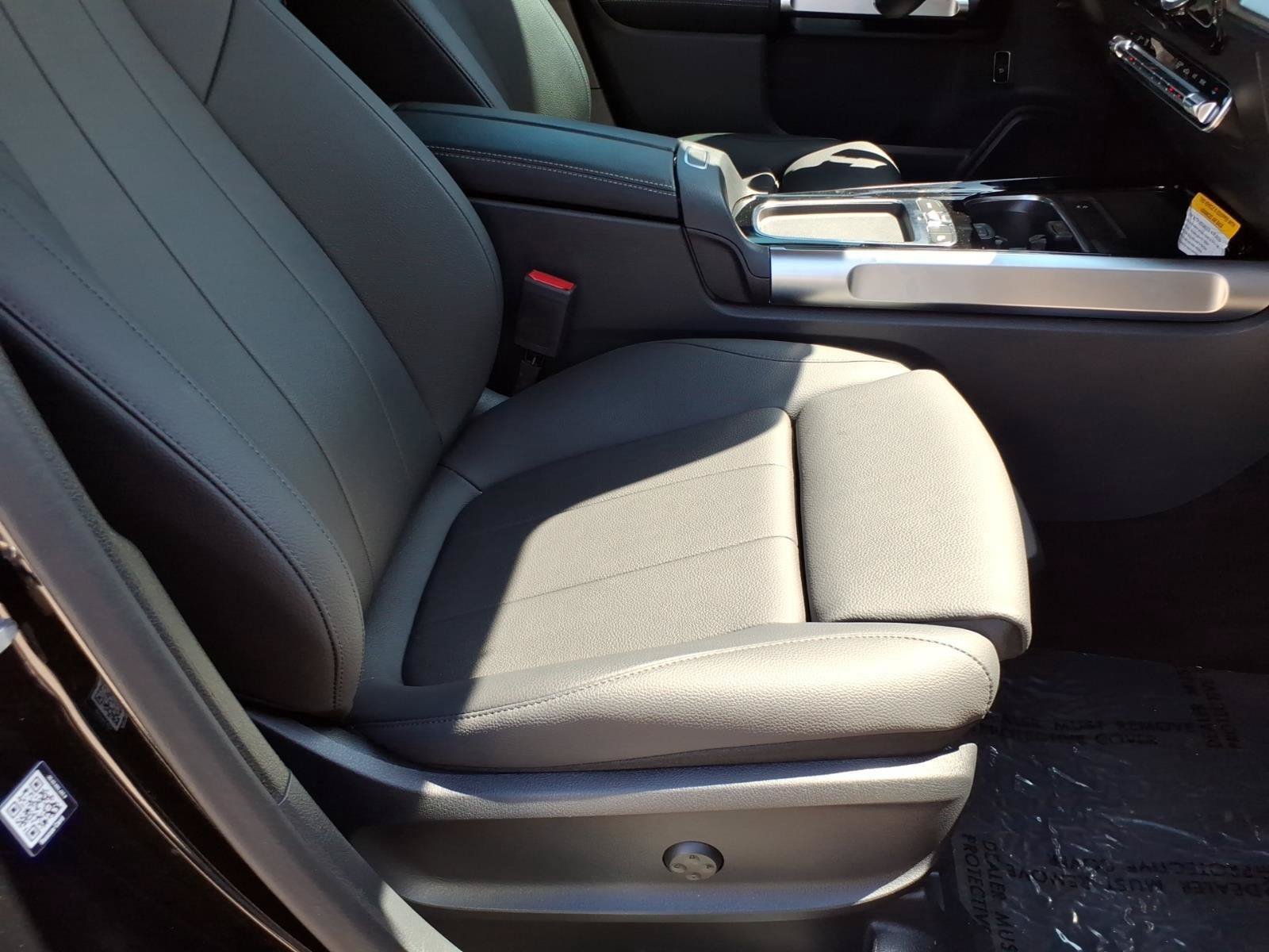 Used 2025 Audi Q5 Premium Plus AWD/4WD image 29