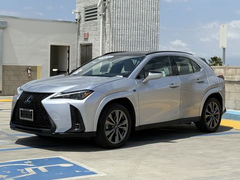 Certified 2024 Lexus UX 250h F Sport FWD image 7