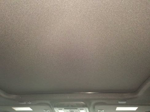 Used 2024 GMC Yukon Denali Ultimate AWD/4WD image 8