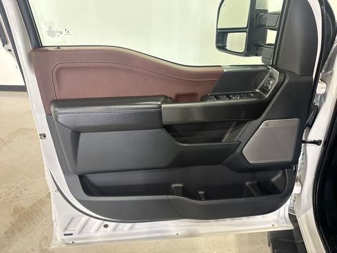 Used 2021 Ford F150 Lariat w/ Equipment Group 502A High AWD/4WD image 17