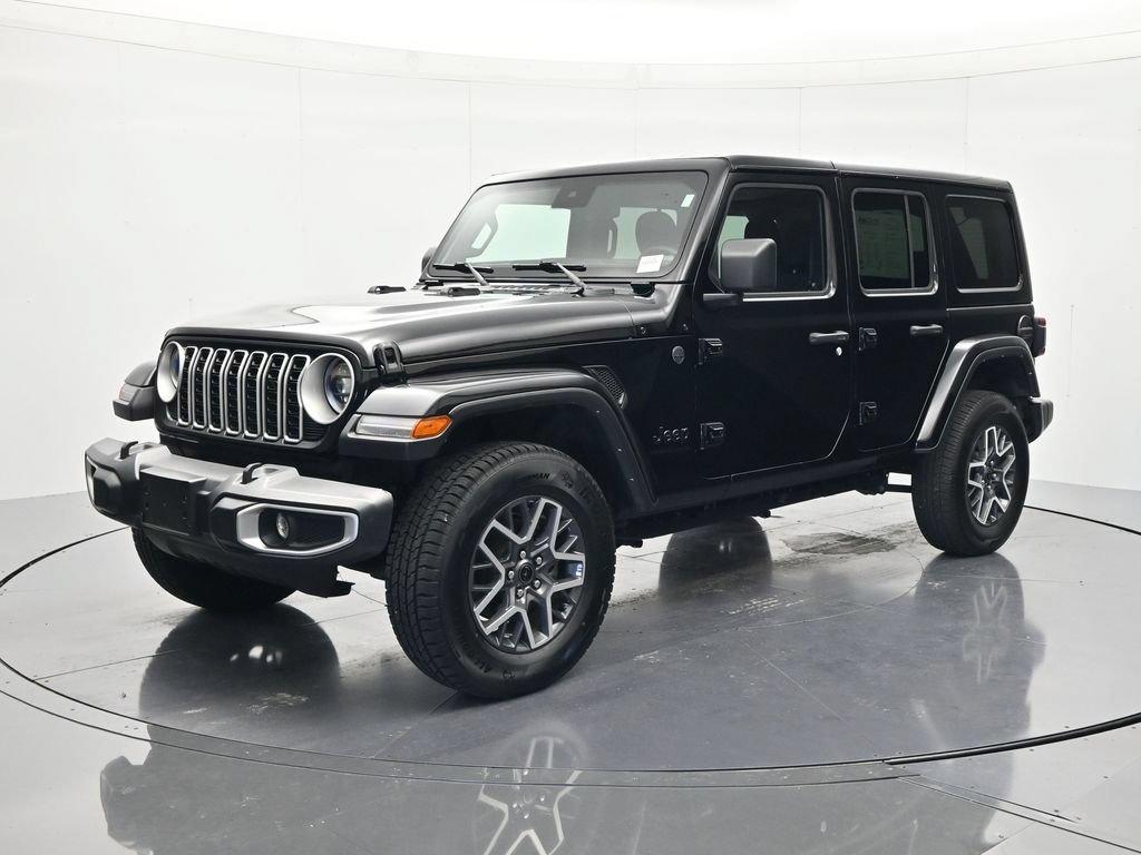 Used 2025 Jeep Wrangler Unlimited Sahara AWD/4WD image 1