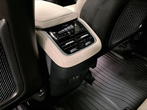 Certified 2026 Volvo XC90 B5 Plus w/ Protection Package Premier AWD/4WD image 10