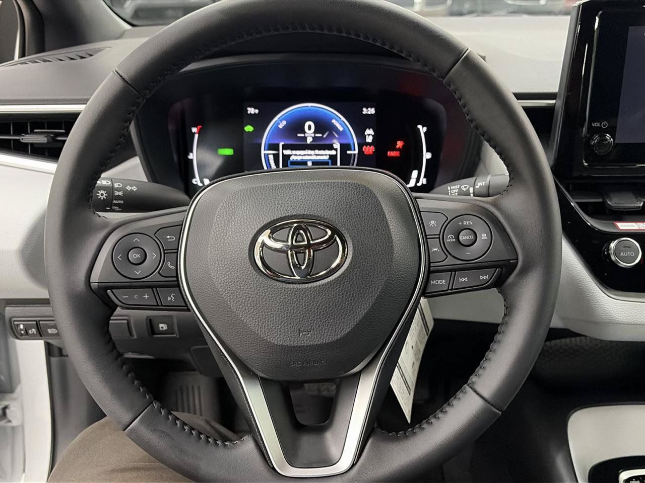 Used 2026 Toyota Corolla SE FWD image 13