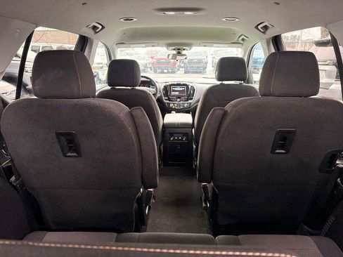 Certified 2019 Chevrolet Traverse LT image 14