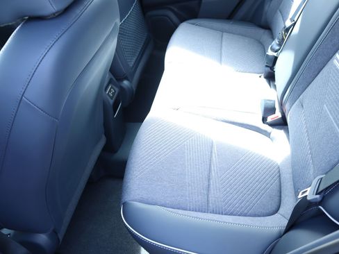New 2026 Hyundai Venue SEL FWD image 16