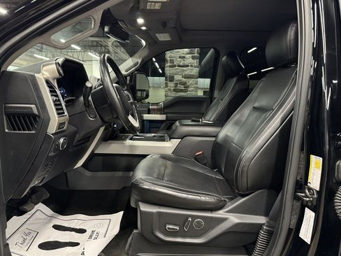 Used 2018 Ford F250 Lariat w/ Lariat Ultimate Package AWD/4WD image 22