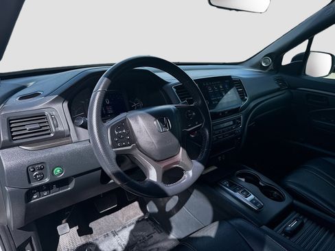 Used 2023 Honda Passport TrailSport image 7