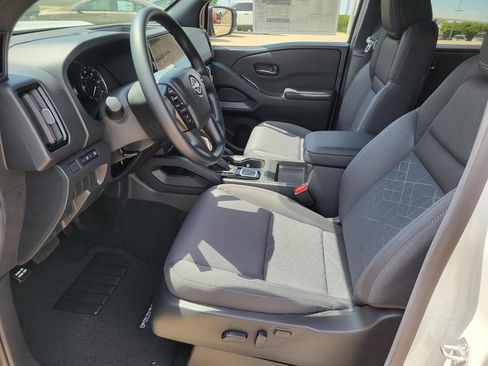 New 2026 Nissan Frontier SV AWD/4WD image 19