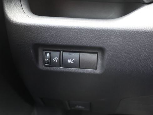 Certified 2025 Toyota RAV4 XLE FWD image 25